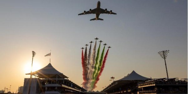 华体会体育官方是国米赞助商-巴林和沙特站取消！F1在中东按下“暂停”键，中东旅游业凉凉？