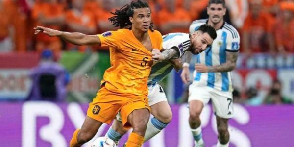 荷兰再度点球出局 范加尔的“空城计”还是露馅了