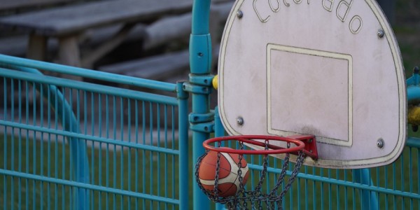 广厦创双历史纪录：队史总决赛首胜 时隔11年季后赛战北京第2胜