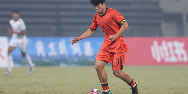 华体会体育-16岁红星中断留洋！加盟中超保级队，董路：3大原因令他回国忍1年
